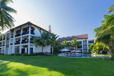 River Beach Resort & Residences