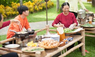 Vinh Hung Riverside Resort & Spa