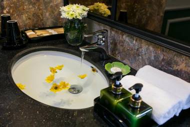 Golden Holiday Hotel & Spa