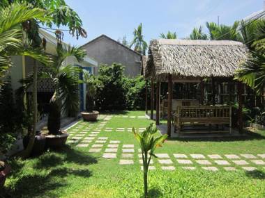 Local Beach Homestay