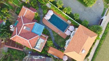 Hoi An Red Frangipani Villa