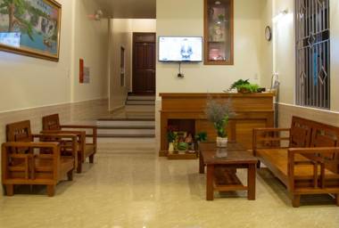 HT Riverside Homestay