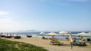 An Bang Beach Town Homestay