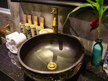 The Blue Alcove Hotel