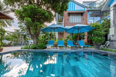 An Bang River Lake Villa