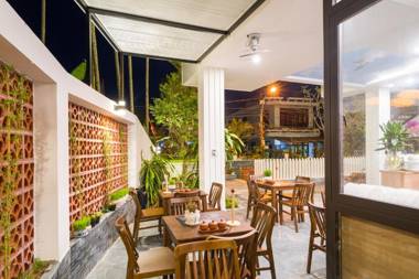 Hoi An Grace River Villa