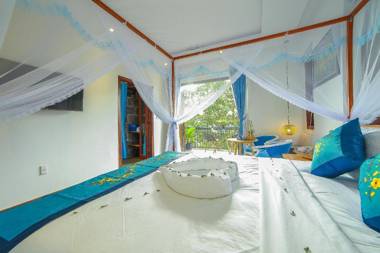 Sea Village Homestay