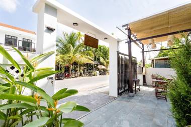 5 Coconut Homestay