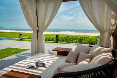 Shilla Monogram Quangnam Danang