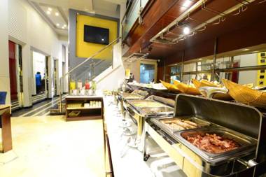 Ja Cosmo Hotel and Spa