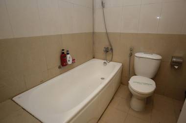 A25 Hotel - 46 Châu Long