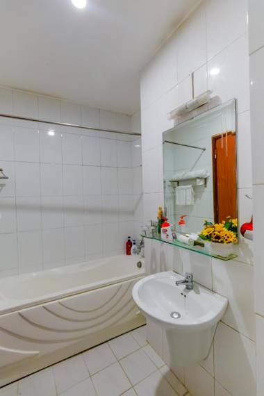 A25 Hotel - 30 An Dương