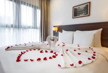 Authentic Hanoi Hotel