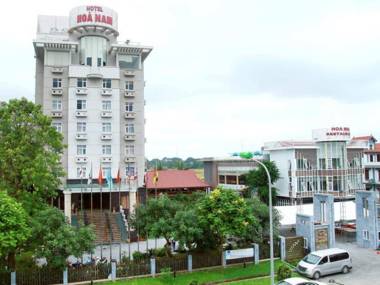 Hoa Nam Hotel