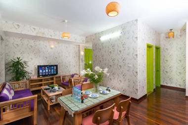 LaHanoi Lo Duc Apartment with Balcony