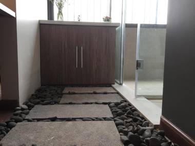 Unique Serviced Apartment