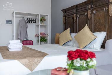 The Lakeview - West Lake Lotus Apartments