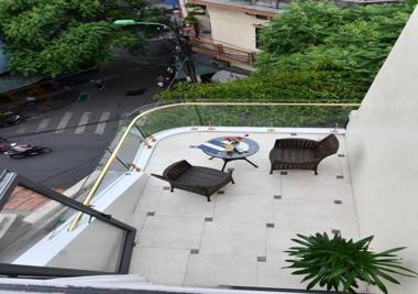 Bella Rosa Trendy Hotel