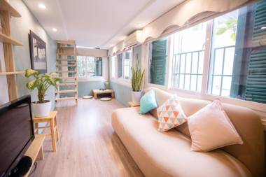 JAN Private Entire House 300m to Hoan Kiem Lake