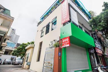 OYO 416 Giao Thông Hotel