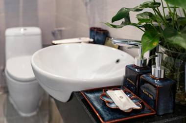 Skyline Central Hotel