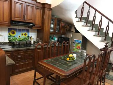 Beauty & Cozy Hanoi Studio