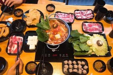 Memoria Cine Room - Separate Room for 1 night stand watching movies using PC hight speed internet