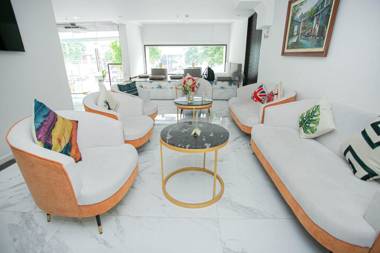 New Century Hotel Cau Giay