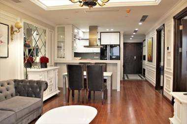 Cohost Club Westlake serviced apartment at D' Le Roi Soleil