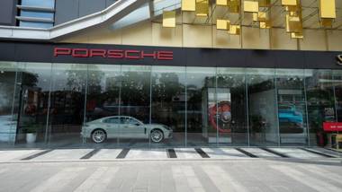 BOM HOMES- VINHOMES METROPOLIS-Service Apartment