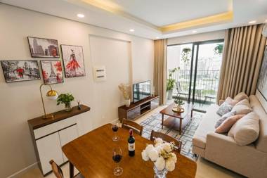 VINHOMES DCAPITALE Romantic LAKEVIEW 2Brs