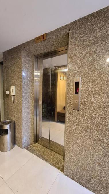 Reddoorz near Tran Duy Hung Street 3