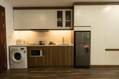 LIVIE Hanoi Ham Long