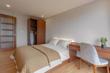 22Housing Luxury Apartment Westlake View