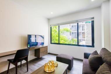 Sunny Home Apartment