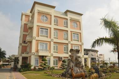 Camela Hotel & Resort