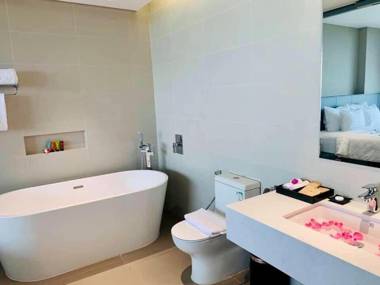 Flamingo Cat Ba Resort luxury