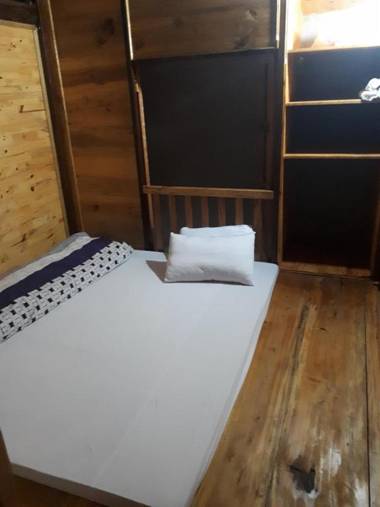 Linh Homestay and motorbikes rent