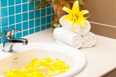 Ninh Kieu Riverside Hotel