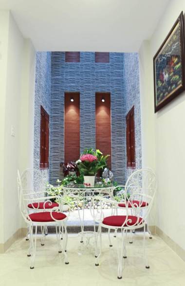 NAM CẦN THƠ HOTEL