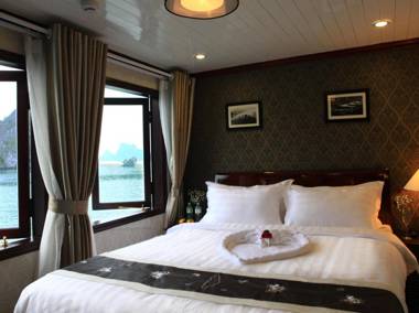 Phoenix Luxury Cruise