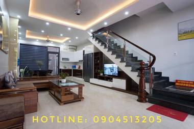 Sonny homestay Ha long- Biệt thự liền kề 5 phòng ngủ trung tâm KDL Bãi Cháy phù hợp với gia đình hoặc nhóm bạn trẻ trên 12 người