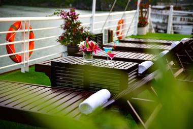 Lavender Elegance Cruises