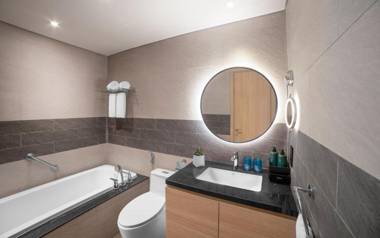 Citadines Marina Halong