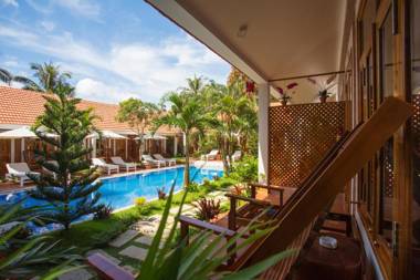 Little Garden Bungalow