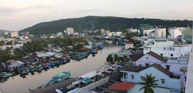 Kim Huong Quang Hotel