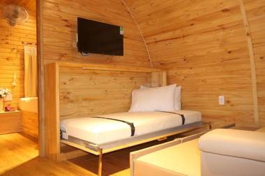 Vida Loca Sunset Beach Resort