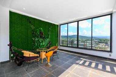 Sen Vang Ville Phu Quoc