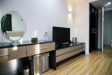 5BR Duplex Villa by the beach