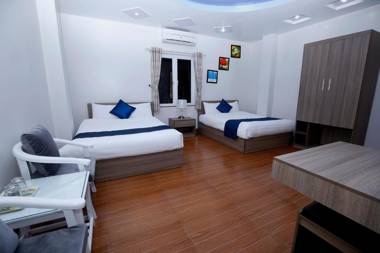 Catba Central Hotel 2